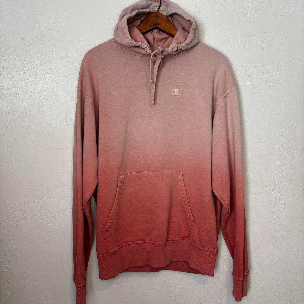 Champion Ombré Pink Peach Embroidered Logo Sweatshirt Hoodie Large Women's Comfy